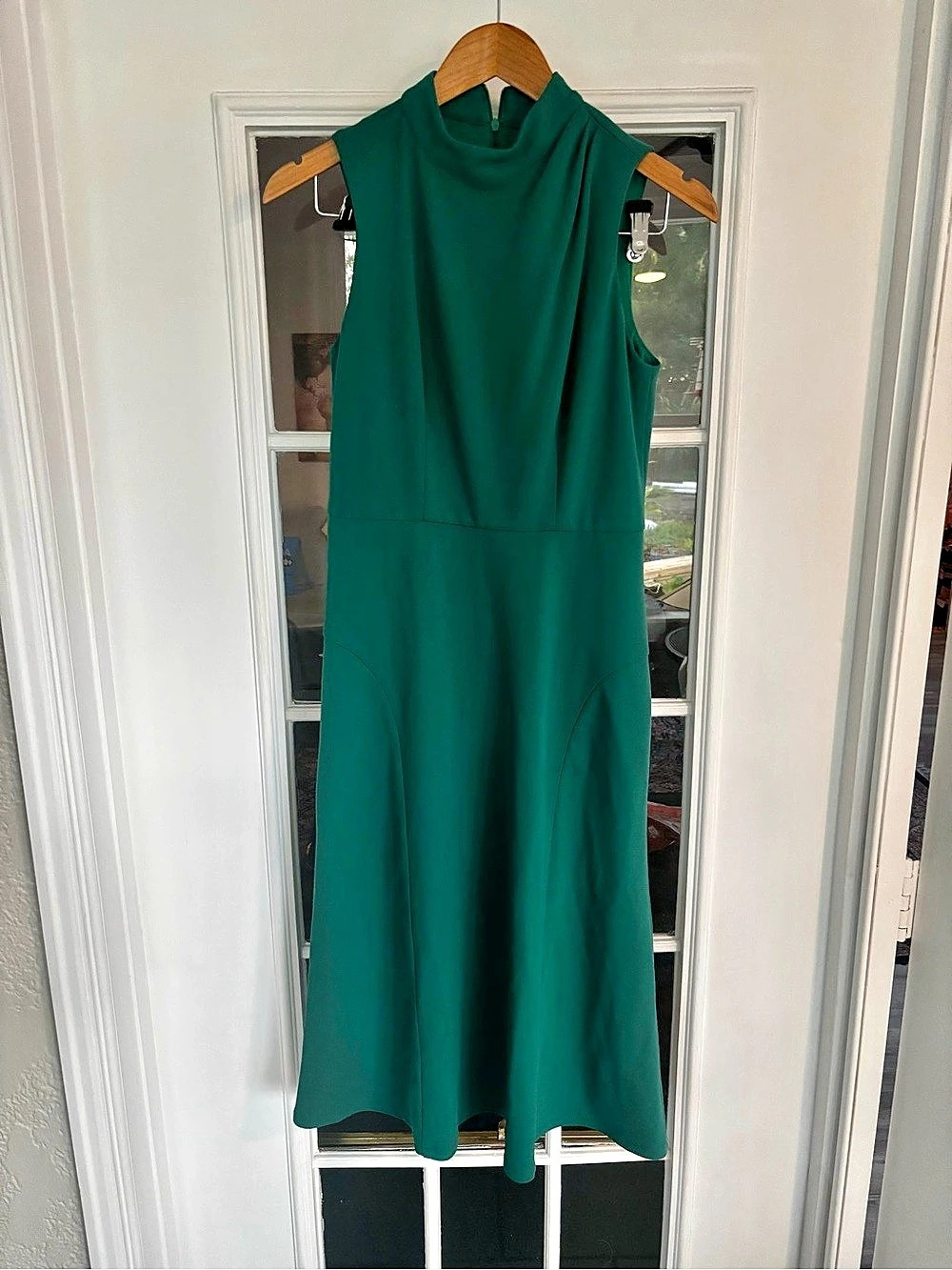 Maggie London Green Sleeveless Maxi Dress Size 2 Like New